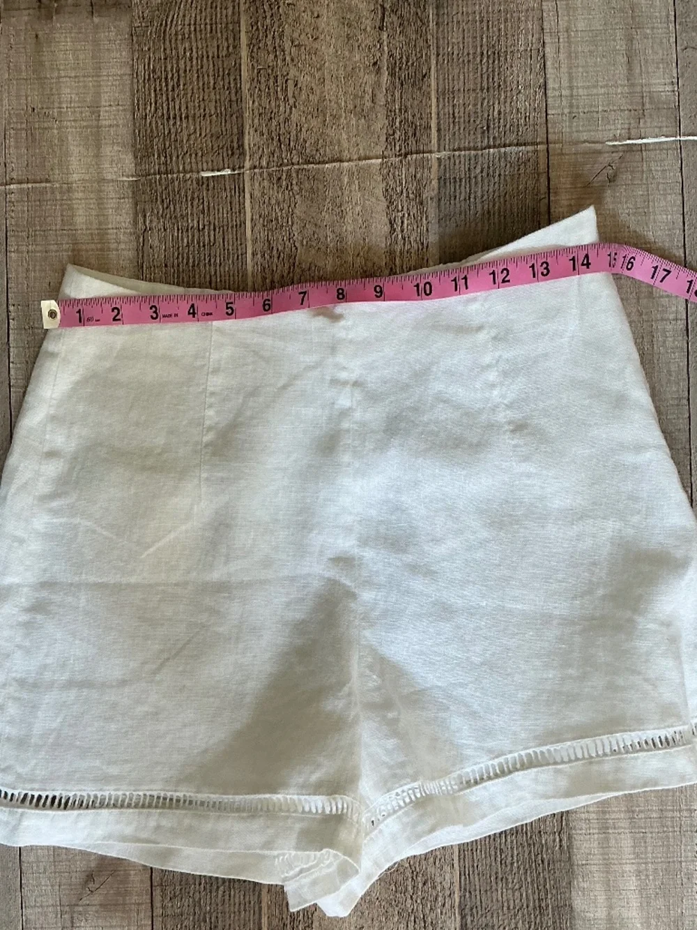 Banana Republic Hi Rise Ladder Stitch Lace Trim 3” White Linen Shorts NWT SZ 4